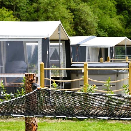 Salmon Villa Nantmel Bagian luar foto
